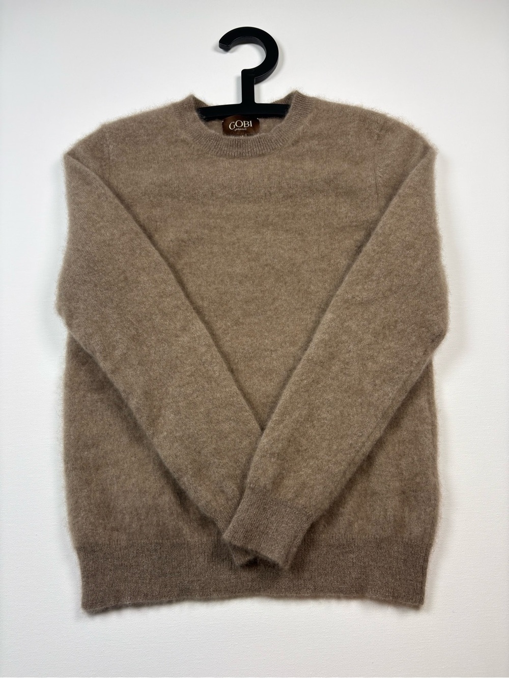 Gobi Women's Crewneck Sweater in Taupe
